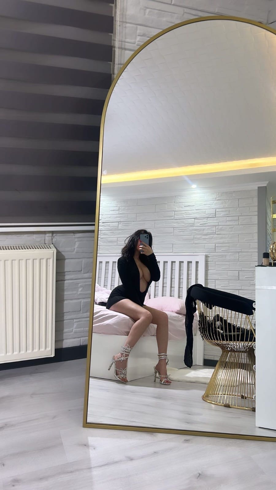 Gümüşkavak Manken Gibi Escort Bayan Amine