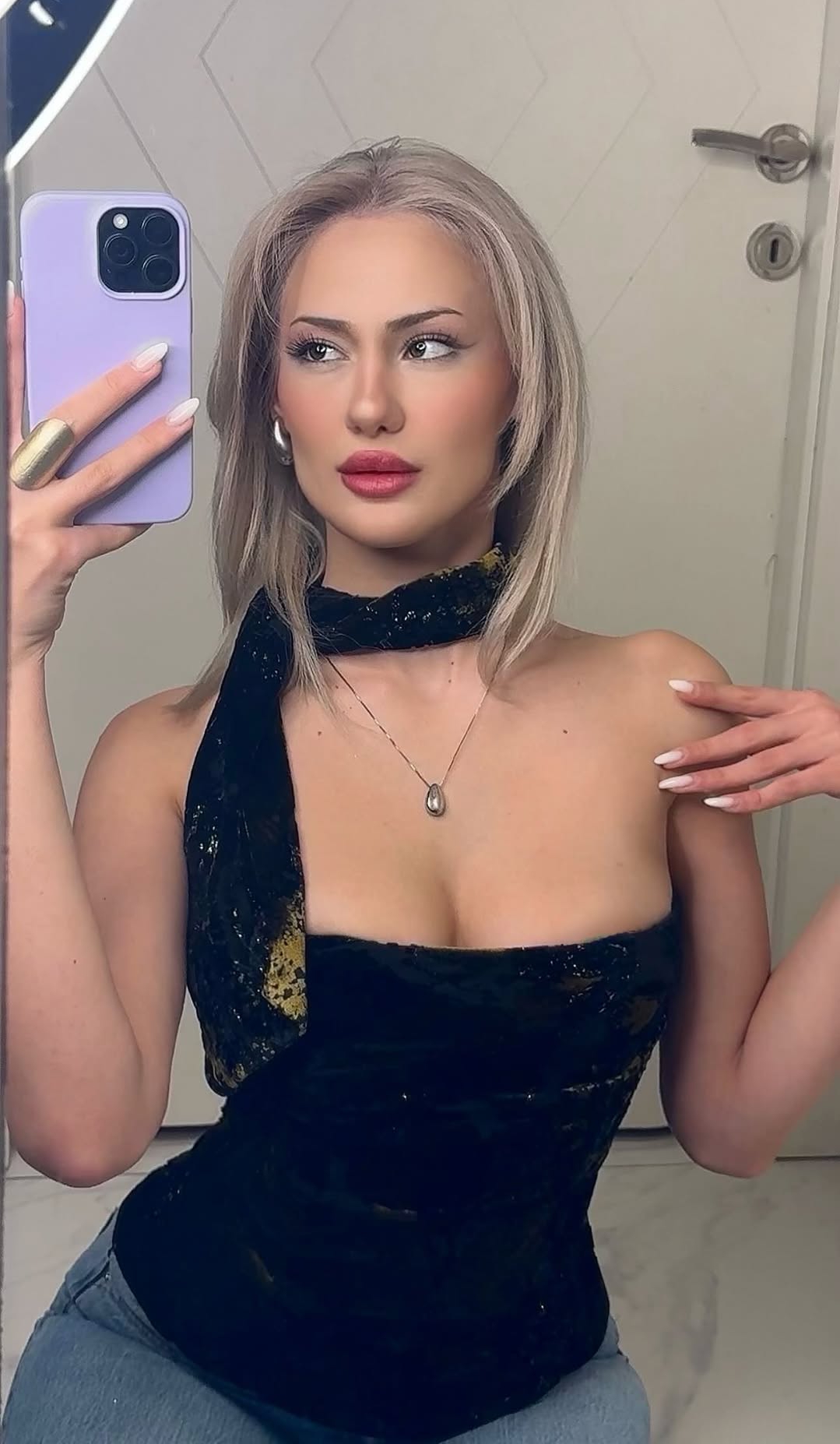 Toslak Pozitif Partner Bayan Escort İzel