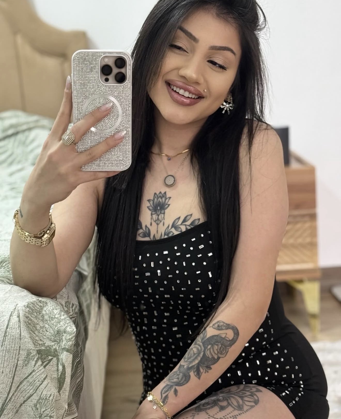 Sapadere Tombul Bayan Bayan Escort Melekhan